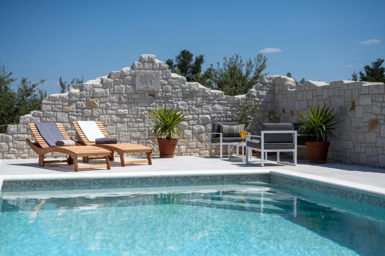 Villa Mista Sutivan Kültér fotó